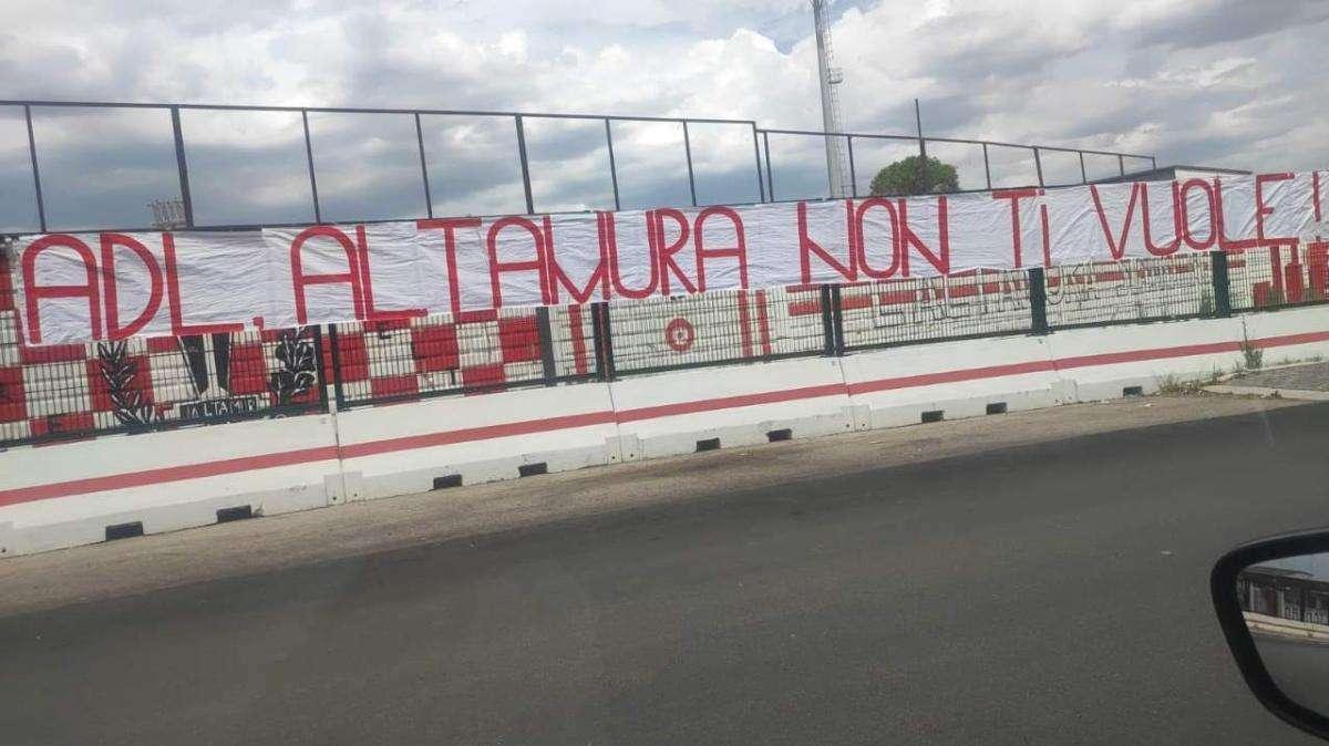 Bari, un altro ostacolo sulla strada verso la scelta dello stadio: dura presa di posizione della tifoseria altamurana!