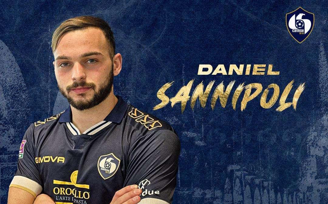 Calciomercato, anche la Cavese batte un colpo