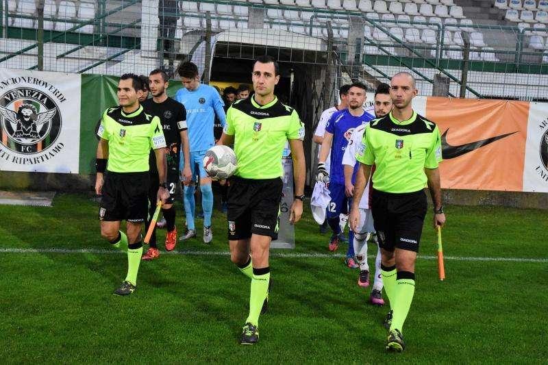 Le designazioni arbitrali per le partite play off del girone H...