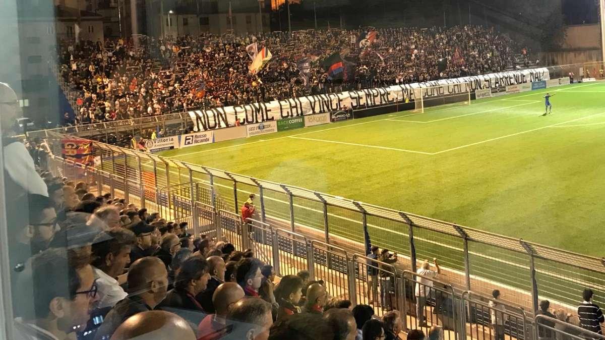 Tornelli e ingresso del pubblico, qualcosa non ha funzionato...