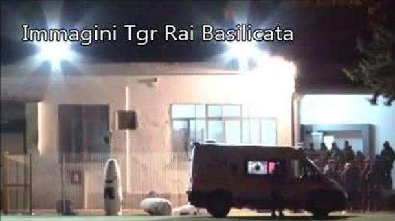 "Sono saliti sul bus ed hanno picchiato indistintamente". Simeri: "Mi hanno detto hai sbagliato, pagherai". La ricostruzione...
