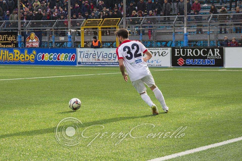 Il numero 32 rossoblu, Guaita