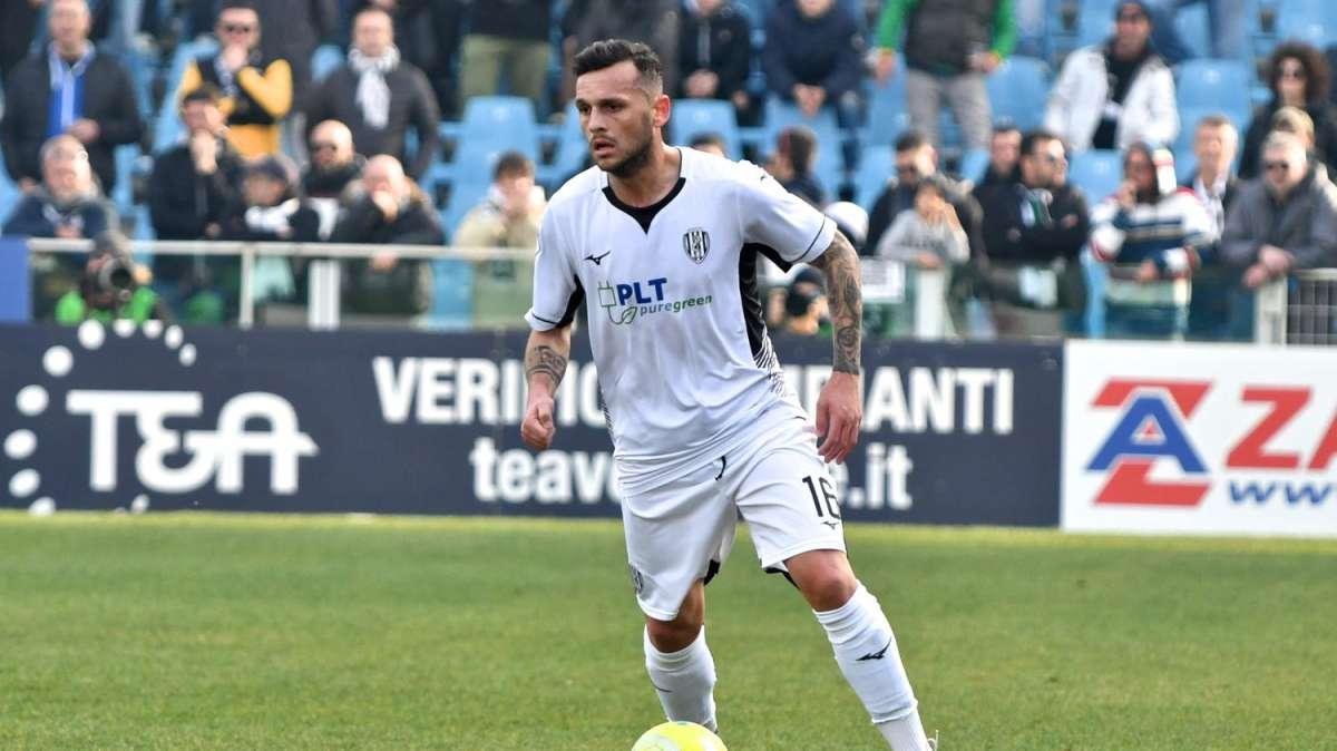 Il centrocampista della Virtus Francavilla Franco che piace al Potenza è tornato in campo dopo 50 giorni di stop