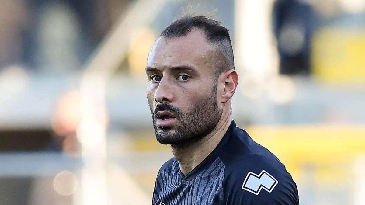 Giudice Sportivo, multa e squalifica per il Dt del Giugliano Scognamiglio 