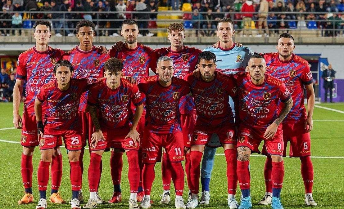 Continua il momento no per il Picerno: al "Curcio" passa anche il Giugliano