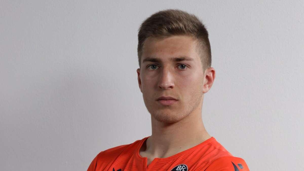 Prima panchina per l'ex portiere del Potenza Breza in Serie A con il Bologna.