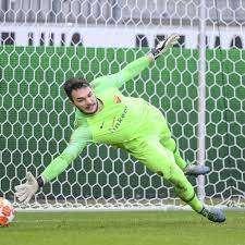 Ieri tra le fila del Potenza tra i pali si è rivisto il portiere Greco