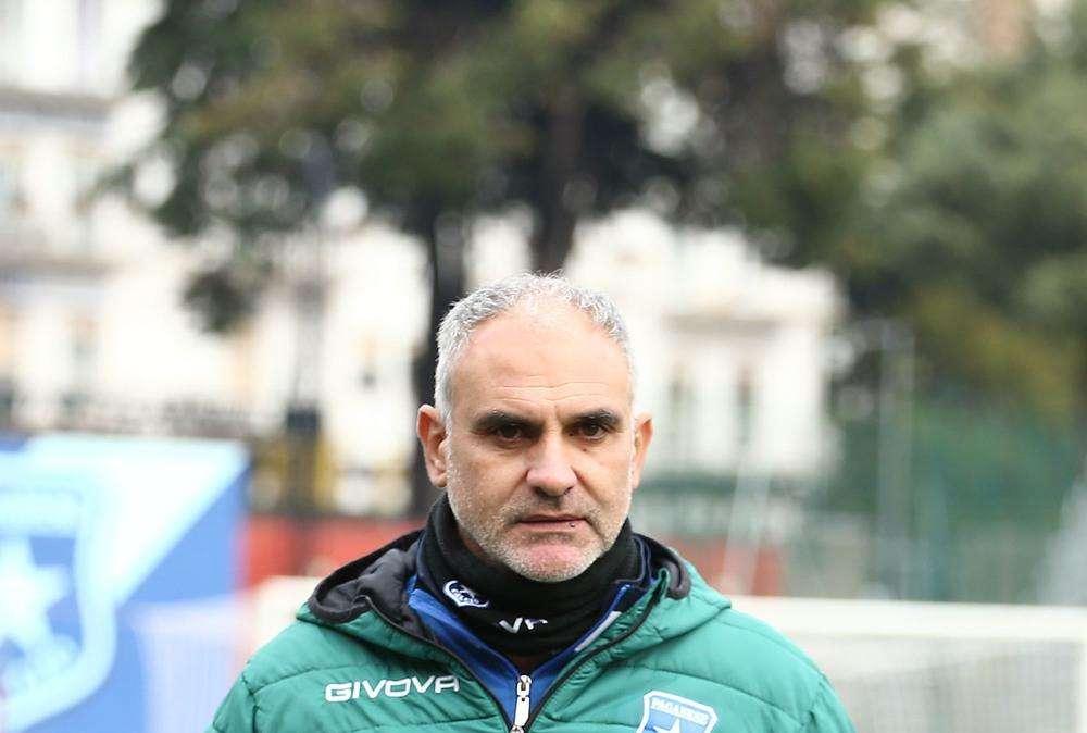 Serie D/H, Nocerina aggredita in autogrill da tifosi della Cavese: colpito il tecnico Erra