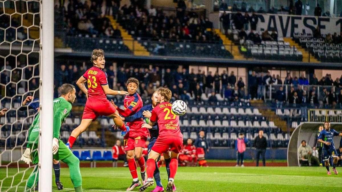 Picerno battuto al “Simonetta Lamberti”: la Cavese vince 2-0 e sorpassa i lucani!