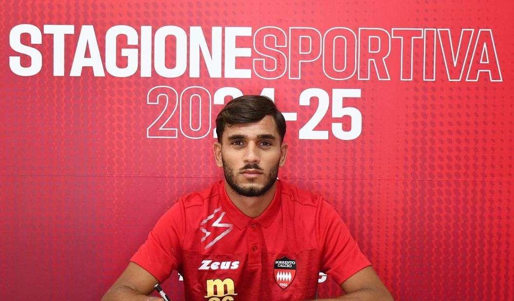 Per il Sorrento c'è l'attaccante Guadagni