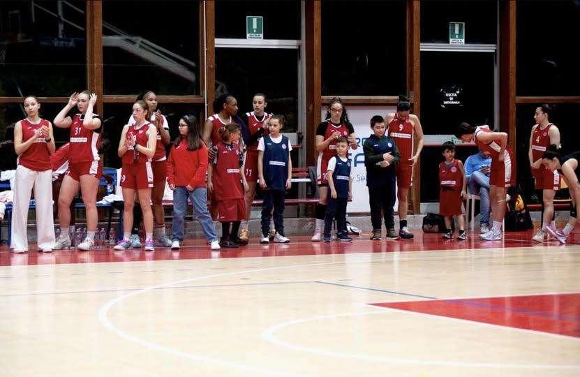 Basket Serie B: la Basilia Potenza sconfitta a Napoli in Gara 2, sarà decisiva Gara 3 domani sera al Pala Pergola!