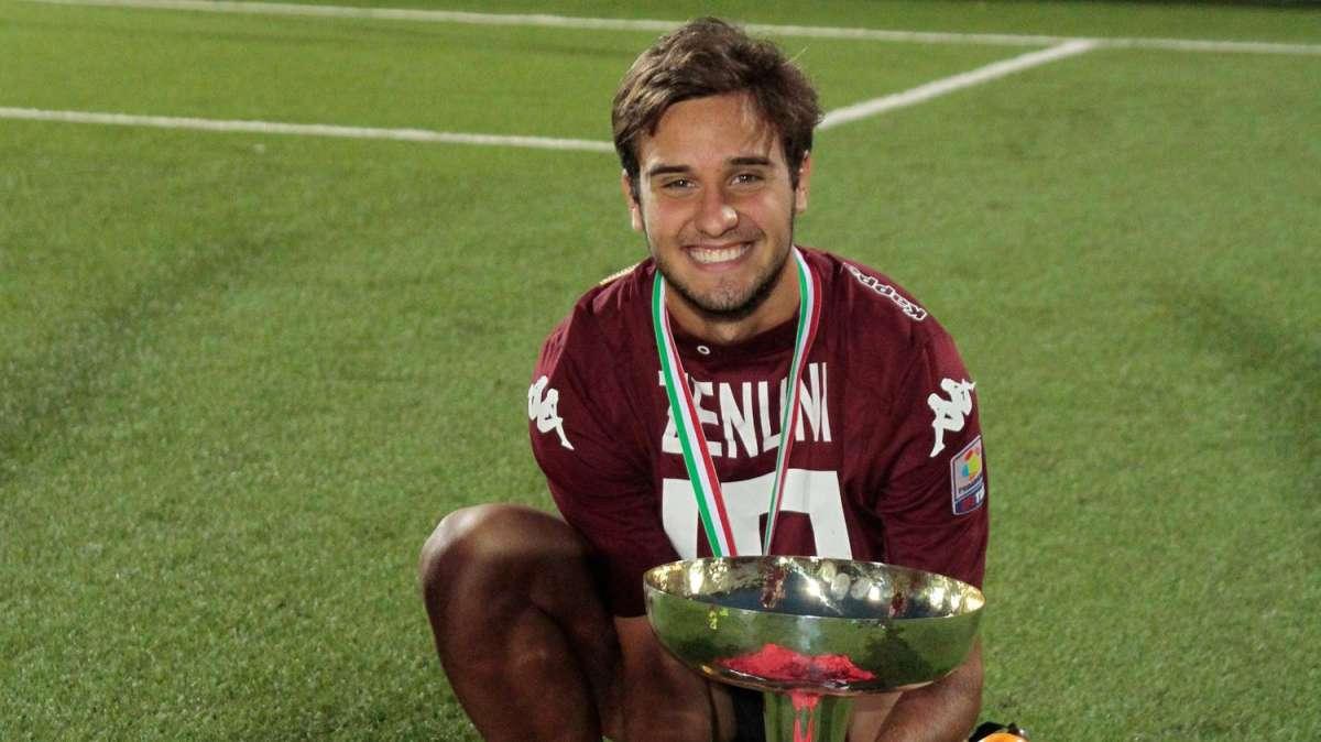 Zenuni centrocampista Potenza: "La strada per toglierci dai guai è quella giusta"