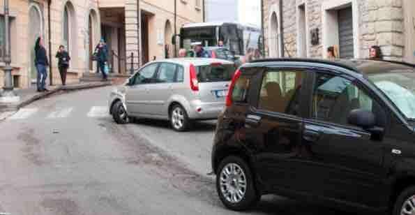 Bomber Siclari coinvolto in un tamponamento a Potenza...
