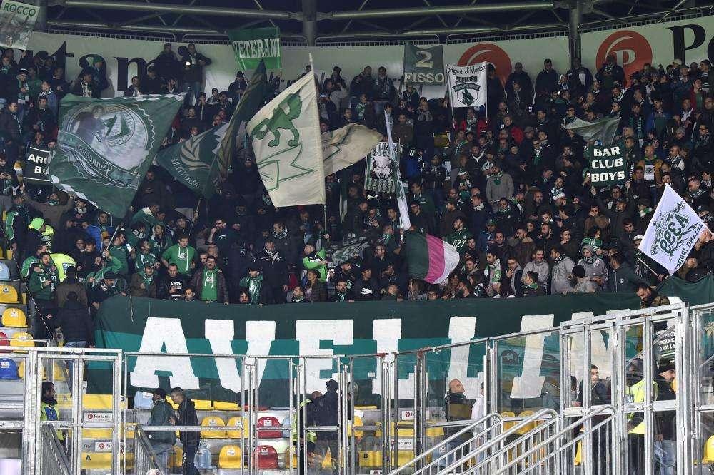 Umanità e solidarietà per Avelino al Viviani di Potenza... ma una volta tornati a casa i lupi si ritrovano gli...