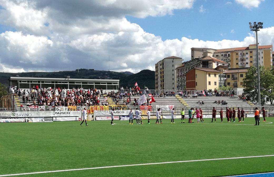 Al Viviani la Sarnese supera il Castrovillari ai rigori e va ai play out...