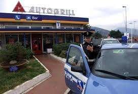 Scontri tra tifoserie, venuti alle mani leccesi e brindisini.