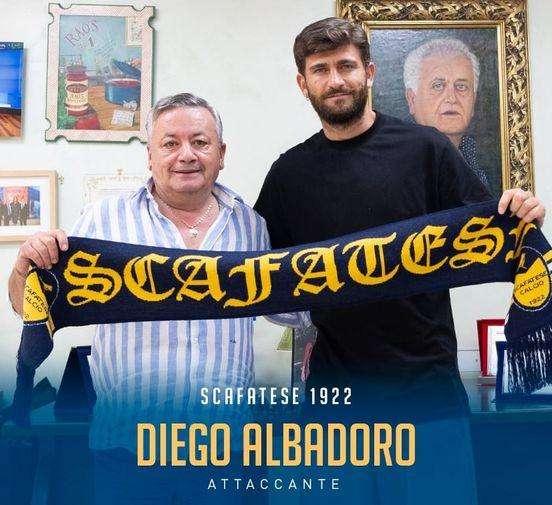 Adesso è ufficiale, l'attaccante Albadoro passa dal Picerno alla Scafatese