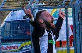 Battipagliese, durante l'intervallo arriva la triste notizia: l'attaccante Paciello resta in campo e segna due gol per la madre morta