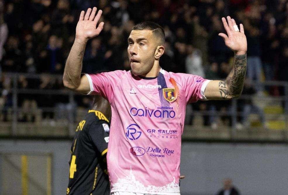 Jacopo Murano attaccante Picerno: “Al goal non ho esultato perchè sono di Potenza”