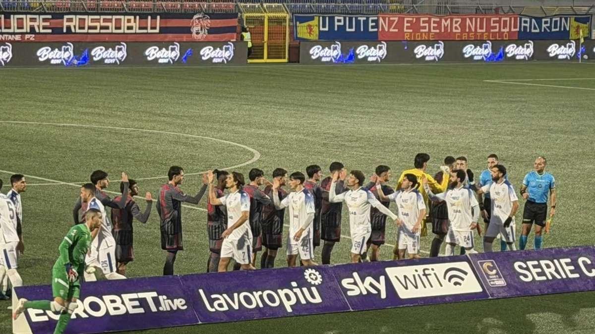 Potenza-Siracusa 2-2: finale amarissimo al "Viviani" la beffa arriva al 102'!