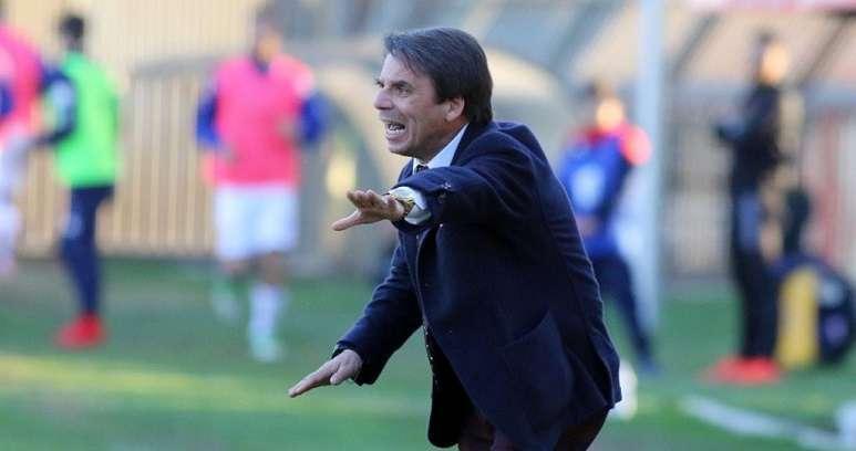 Ezio Capuano: "Se il calcio non riparte sarà un dramma sportivo".