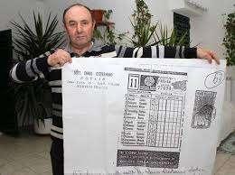 Vince al Totocalcio nel 1981, ma non è ancora stato pagato.