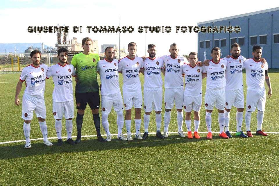 Il Potenza a Gravina senza tre calciatori...