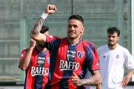Il capitano del Taranto Marsili a cuore aperto: "Qui ho messo su famiglia ed è un orgoglio rappresentare questa squadra e città"