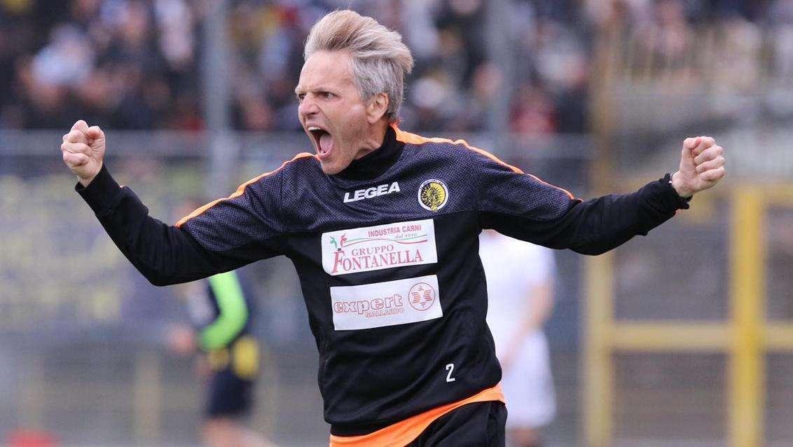Serie D/H, l'Afragolese esonera l'ex allenatore del Potenza Agovino