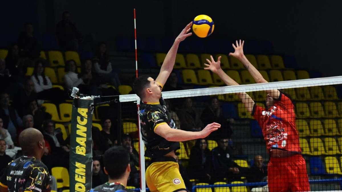 Volley A2, Rinascita Lagonegro lotta e mostra carattere ma è sconfitta a Taranto