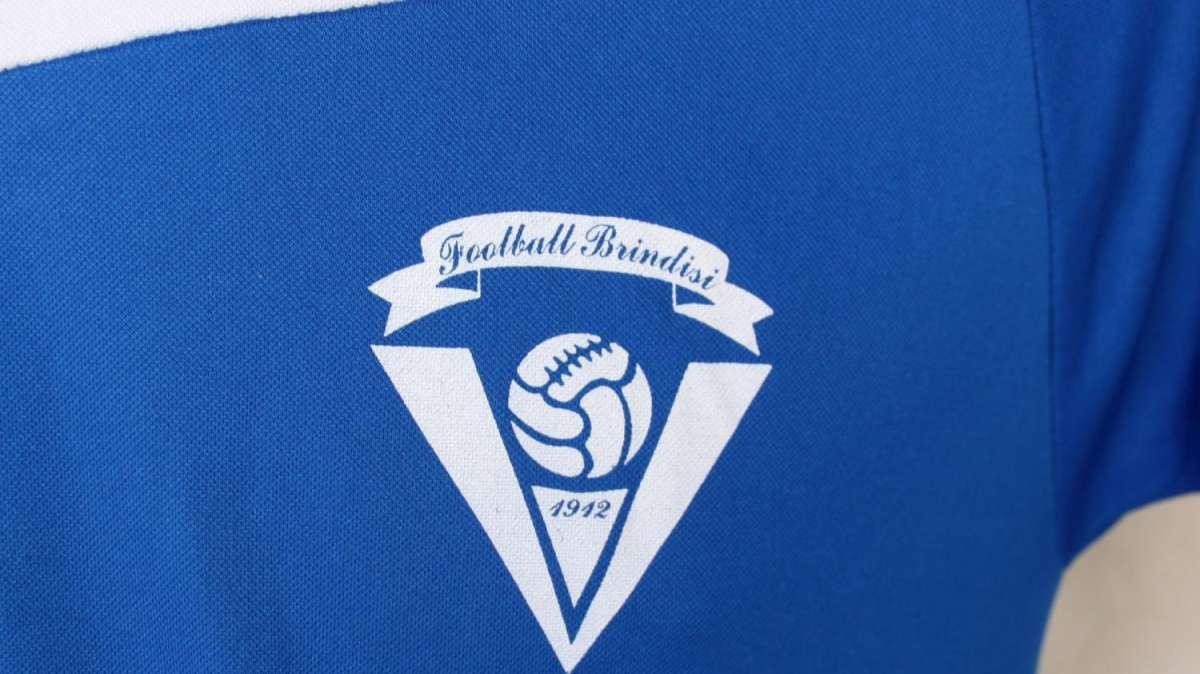 Per il Brindisi arrivano quattro punti di penalità, biancazzurri sempre più vicini alla Serie D