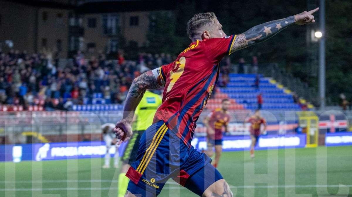 Ecco a chi ha dedicato il goal contro la Casertana l'attaccante del Potenza Caturano