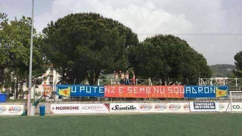 Anche per la femminile "U Putenz è semb nu squadron" 