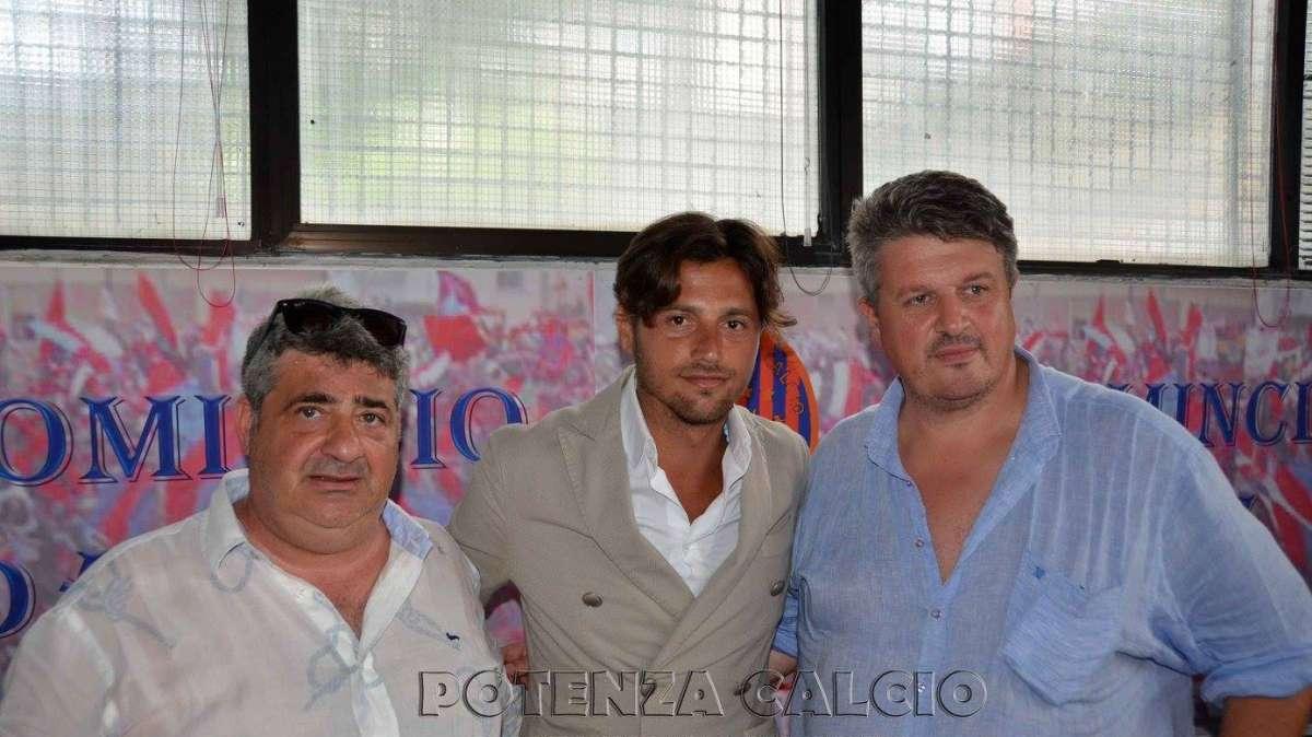 Foto Mancino.