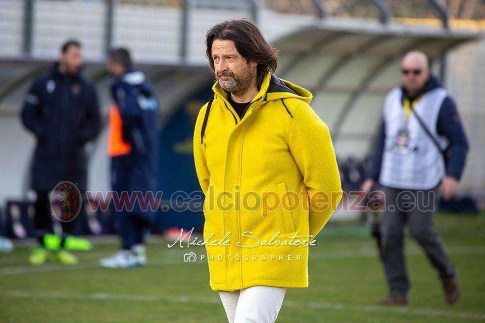 Caiata: "I medici sportivi sono propensi a non far giocare più e a stoppare tutto".