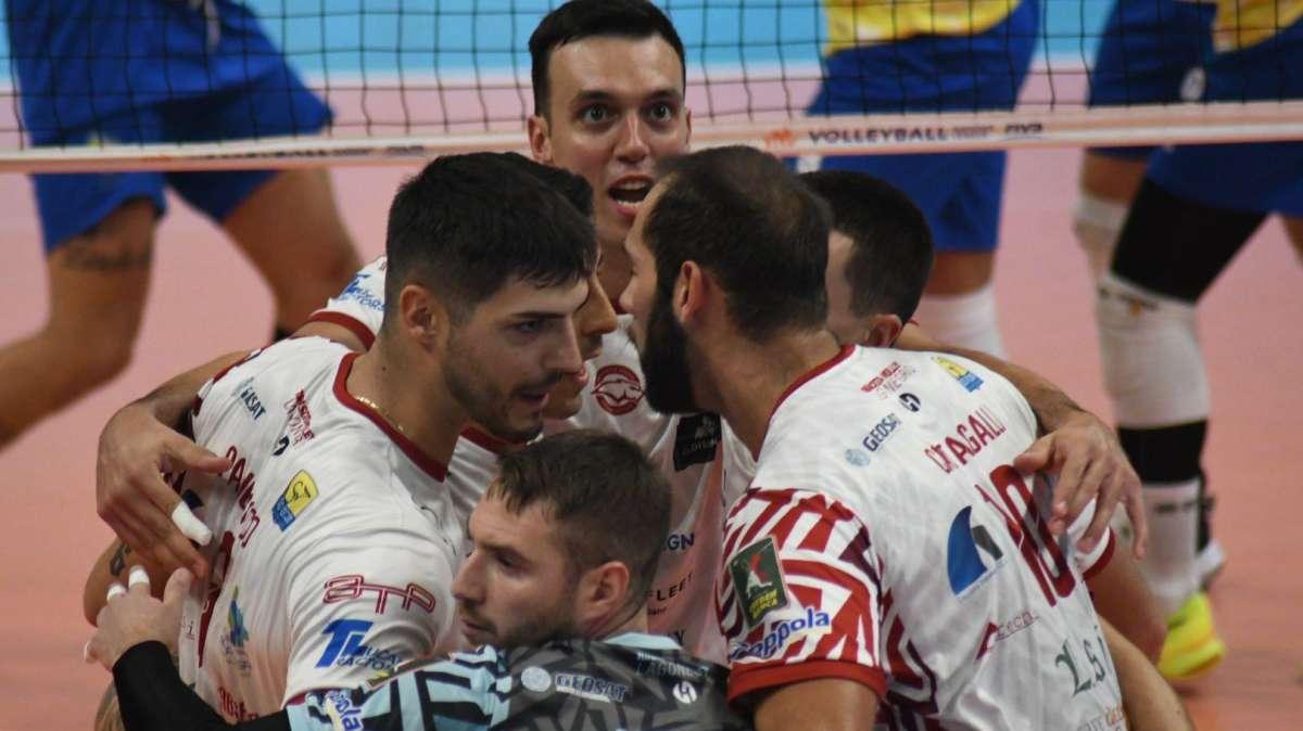 Volley A3. La Rinascita Lagonegro sciupa, Sabaudia vince al tie-break