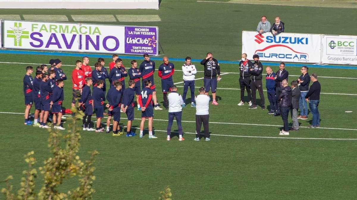 Nel pomeriggio Capuano si è presentato alla squadra