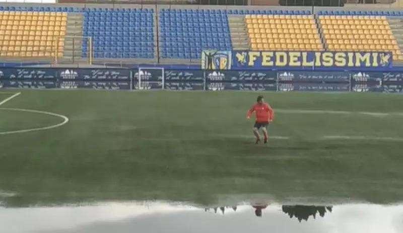 Serie D girone H, a Cerignola non si gioca: il sintetico del Monterisi si gonfia e balla