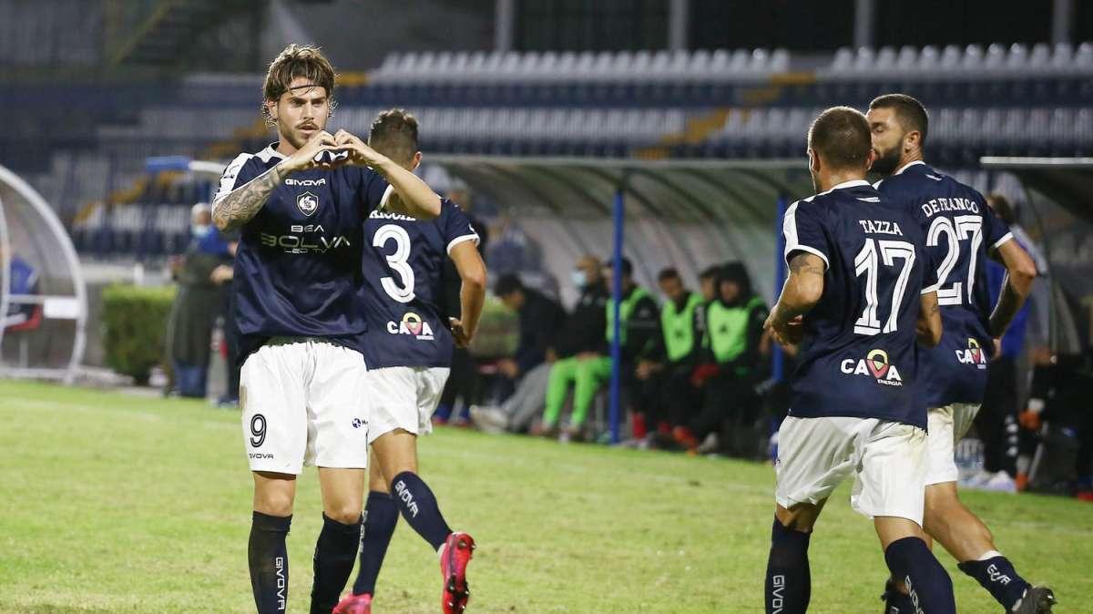 Cavese,aumentano i contagiati in casa metelliana con la partita con il Potenza che verrà rinviata domani