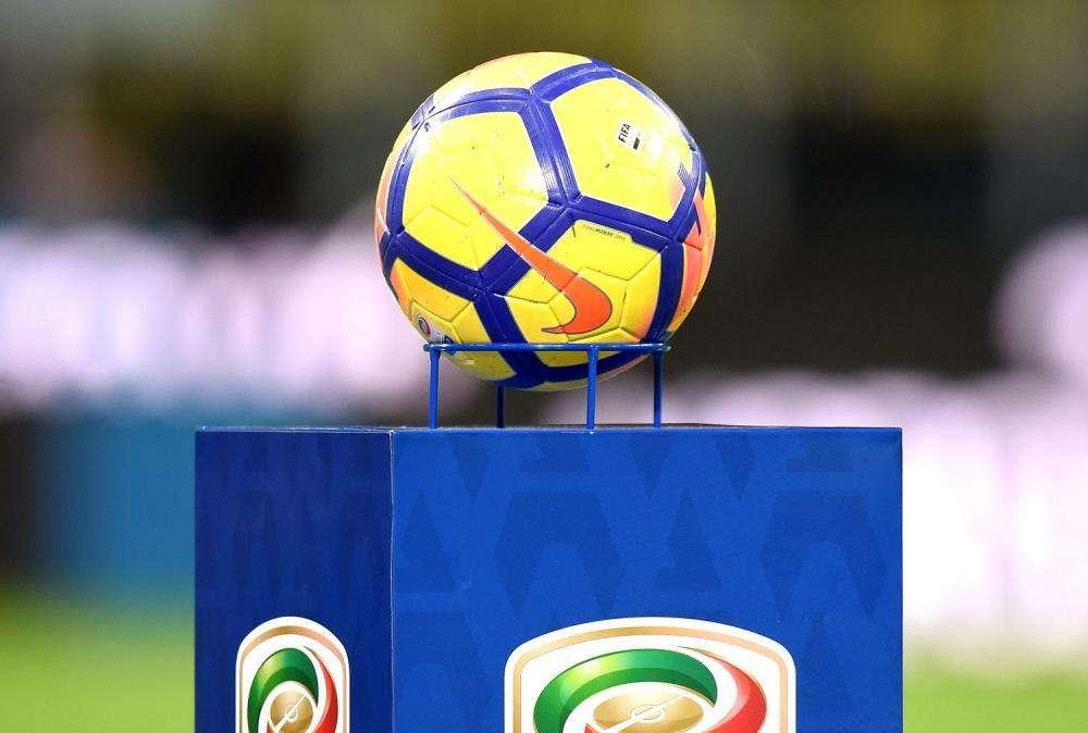 Serie A, un minuto di silenzio per Genova...