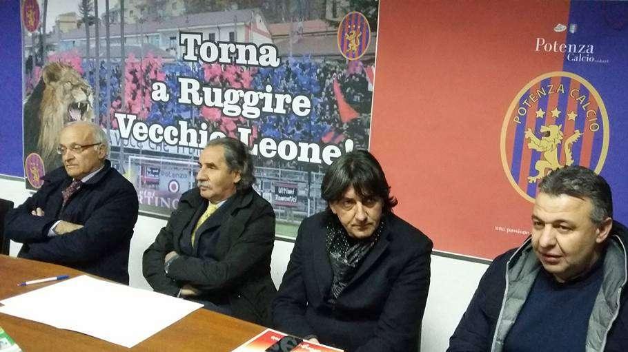 Prosegue l'opera di bonifica...