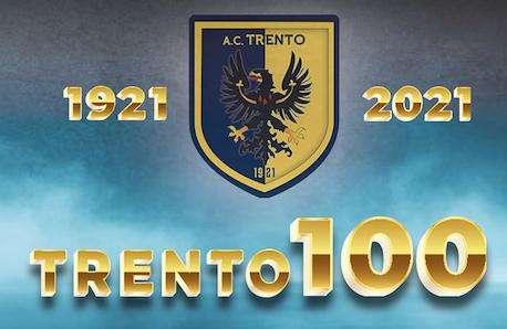 Dopo 18 anni il Trento dell'ex Potenza Ferri Marini torna in Serie C festeggiando nel migliore dei modi il Centenario