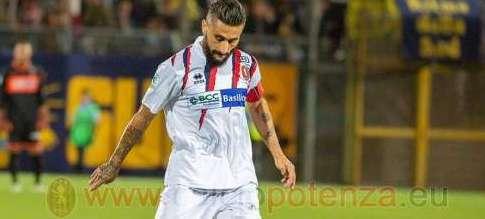 L'ex Potenza Dettori lascia il calcio giocato ma resta al Picerno come allenatore U17