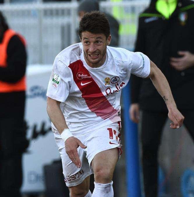 L'attaccante lucano Sansone: "Non riesco ad immaginare una Serie B con due gironi".