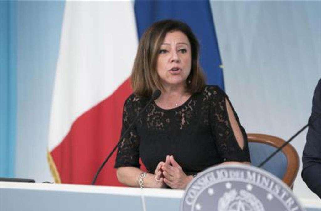 De Micheli (ministro trasporti): "Quaranta milioni per Alta Velocità Salerno-Reggio". Attesa per notizie su Aeroporto dello Stretto