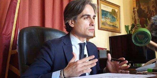 Falcomatà sulla questione Reggina: "I risultati dicono che si sta vivacchiando. Non dobbiamo chiudere le porte a investitori che..."