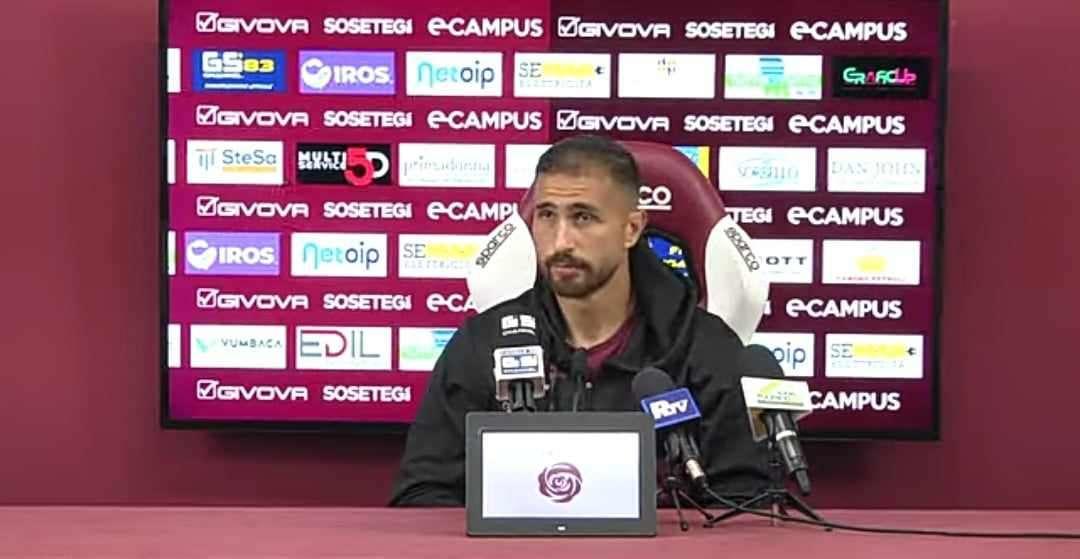 Reggina-Sambiase, Martinez in sala stampa: "Calo dopo i primi 25'. Manca ancora tanto, faremo di tutto per la causa"