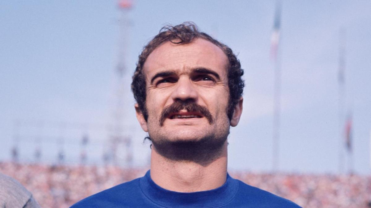 Il calcio italiano piange la scomparsa di Sandro Mazzola: minuto di silenzio prima delle gare del weekend