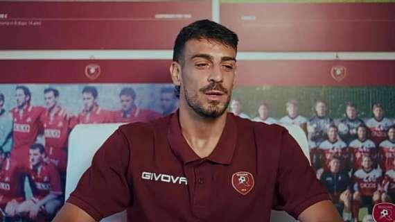 Reggina, ufficiale l'addio di Ferraro: approda alla Fidelis Andria. Con lui c'è anche Umbaca