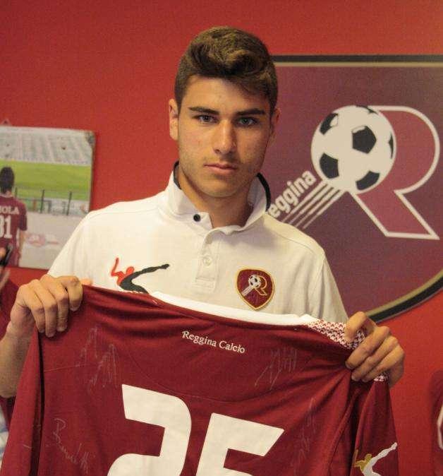 EX REGGINA - Un giovane centrocampista riparte dalla D